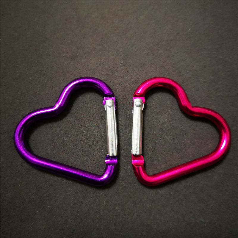 4cm heart shape mini carabiner Sunglan International LimitedLeading